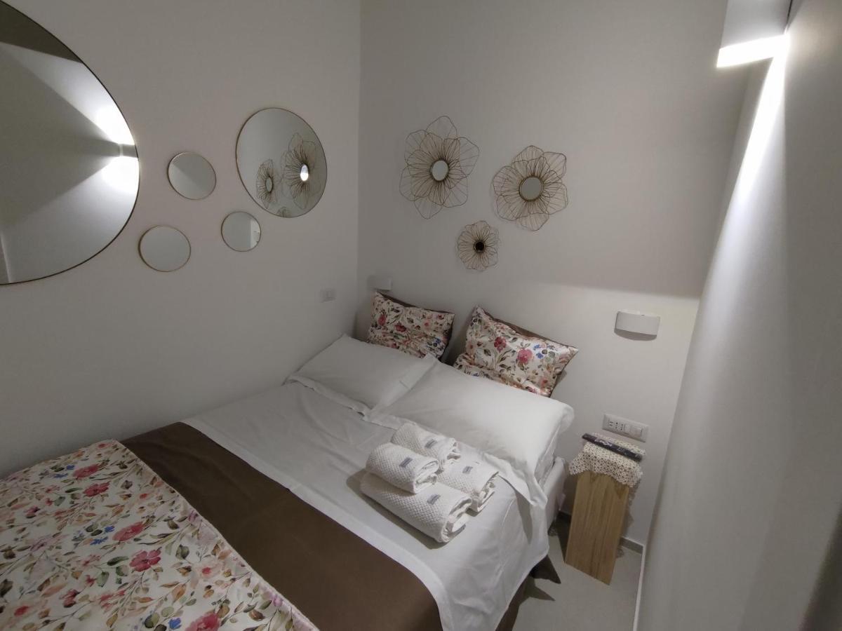 A Casa Dei Romani Bagian luar foto